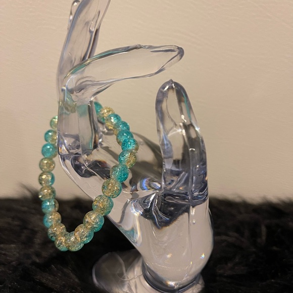 Shiny Beaded Bracelet - Picture 2 of 2